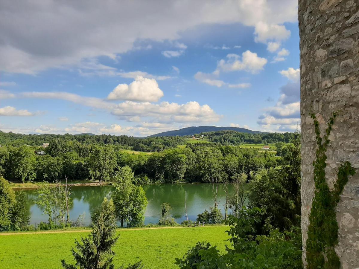 Vinica Castle Hotel Buitenkant foto