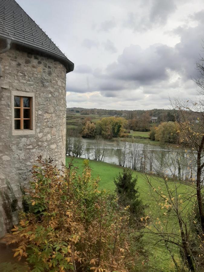 Vinica Castle Hotel Buitenkant foto