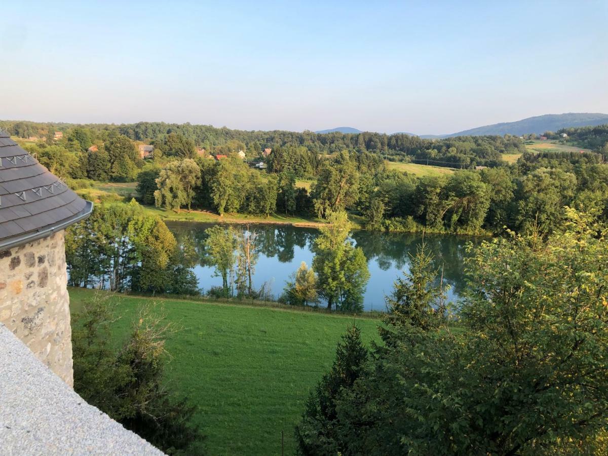 Vinica Castle Hotel Buitenkant foto